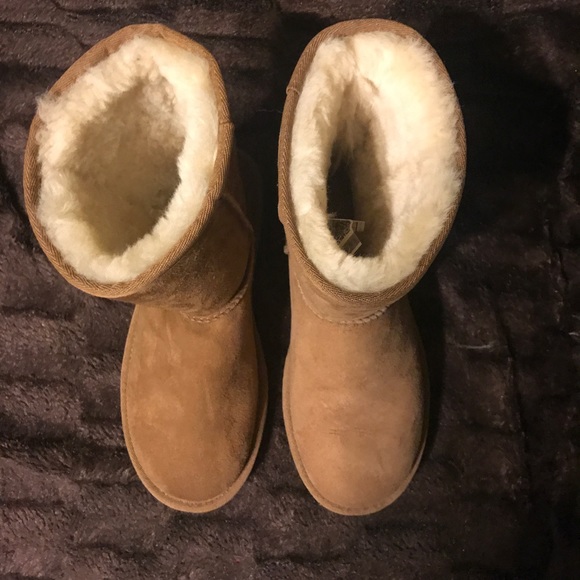 Ugg classic Short II size 6 - Picture 2 of 4
